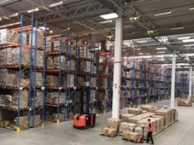 英国海外仓大货贴标中转费用构成及核算方法详解